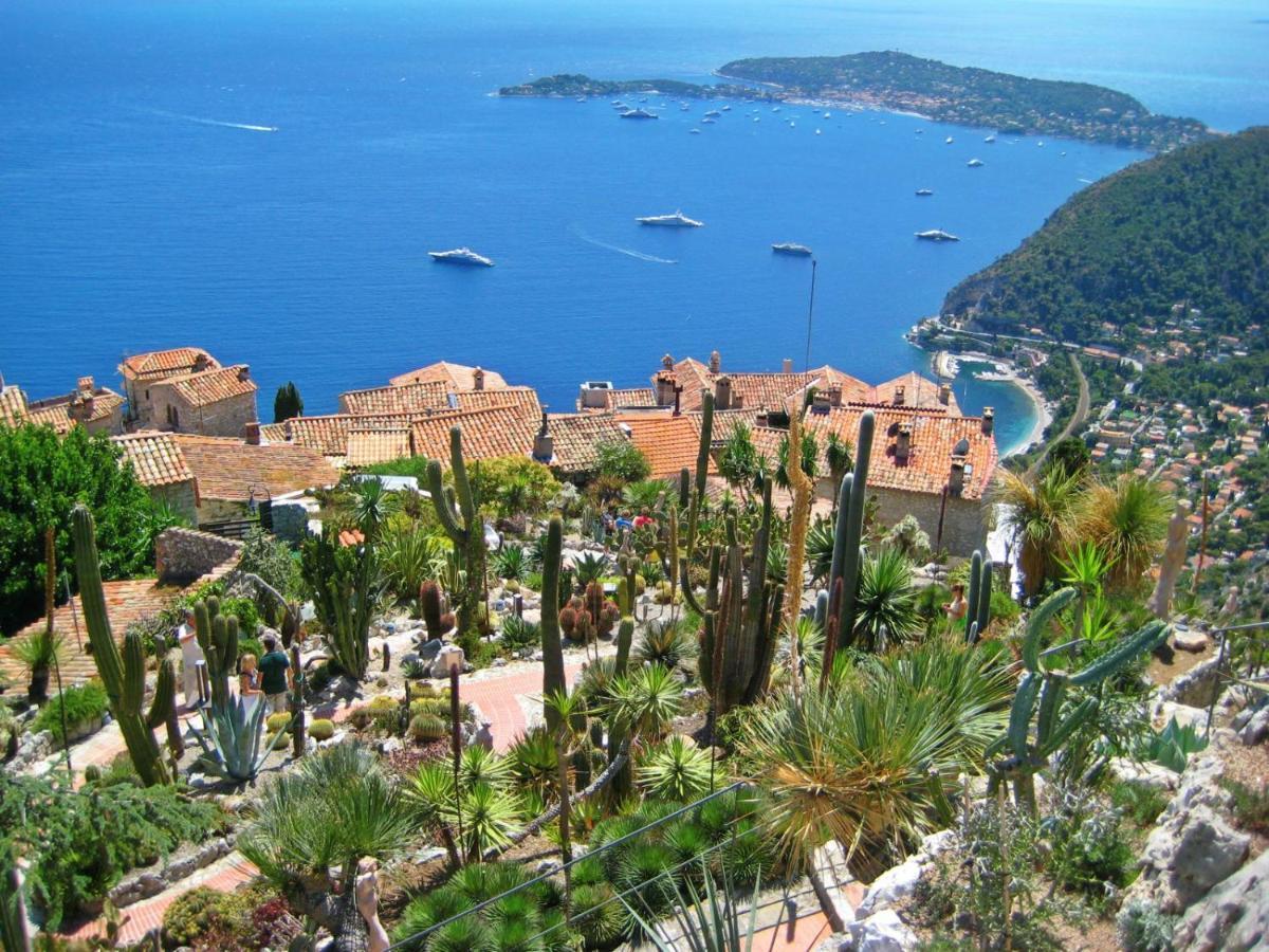 Eze Villa Eksteriør billede